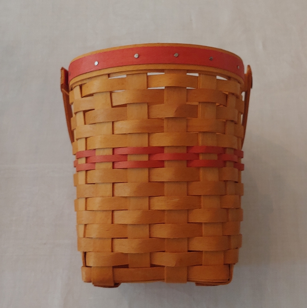 Longaberger Mother's Day Basket - Picture 6 of 16